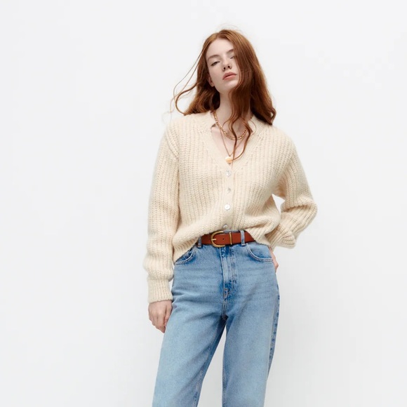 *SOLD*Zara knit jacket - Picture 2 of 9